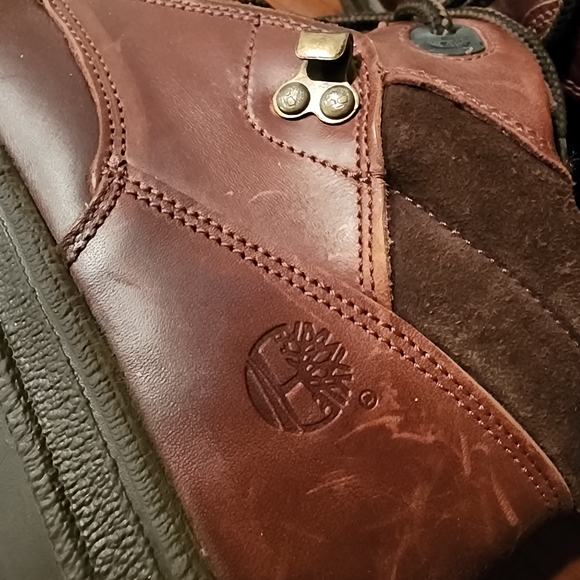 Women's Timberland Leather Boots EUC - Picture 4 of 4